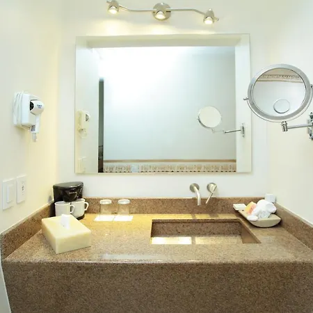 Hosteria Las Quintas Hotel Restaurante Bar Cuernavaca Exterior photo Bathroom