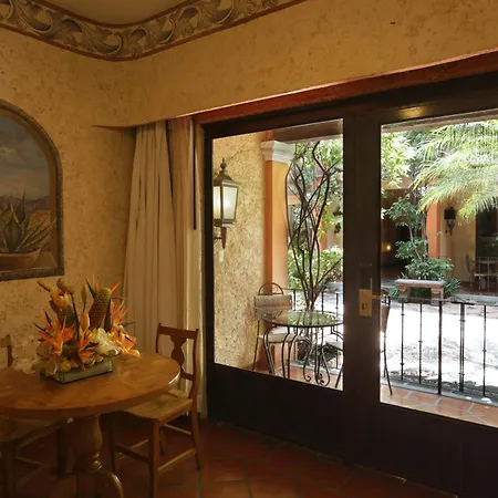 Hosteria Las Quintas Hotel Restaurante Bar Cuernavaca Room photo A room at the hotel